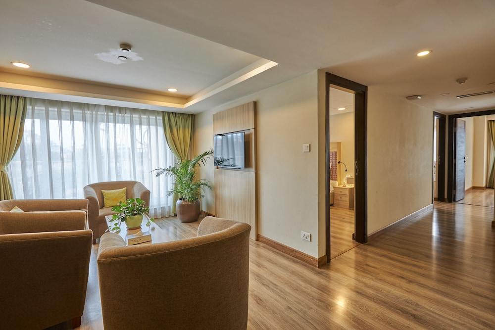 Hotel Crowne Imperial – Kathmandu Room Type - 3 Bedroom Apartment with Bathtub, Balcony & Pool View Hotel Crowne Imperial – Kathmandu Room Type - 3 Bedroom Apartment with Bathtub, Balcony & Pool View