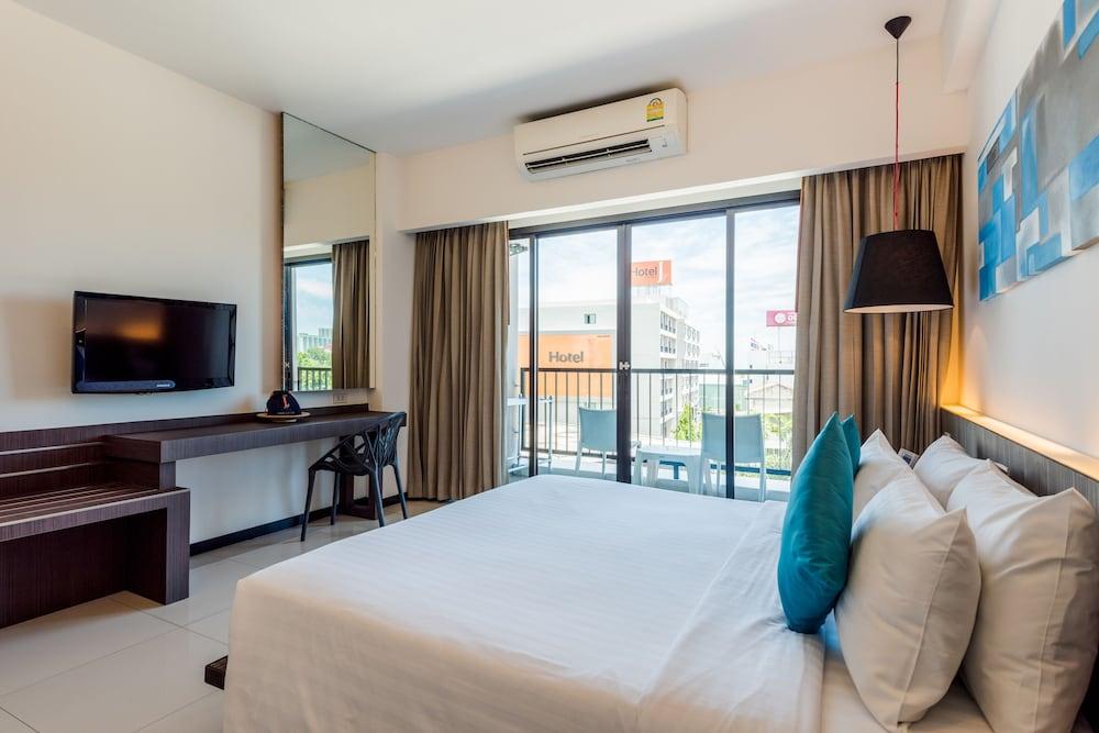 Hotel J Residence, Pattaya - Tap to explore photos
