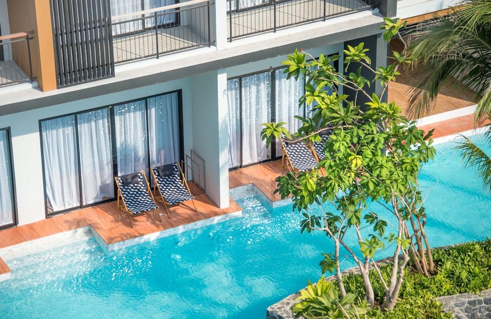 Sea Seeker Krabi Resort Room Type - Deluxe Pool Access