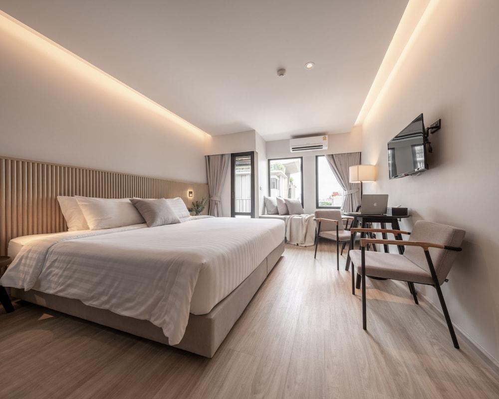 Mii Hotel Srinakarin Room Type - Escape (Building B)