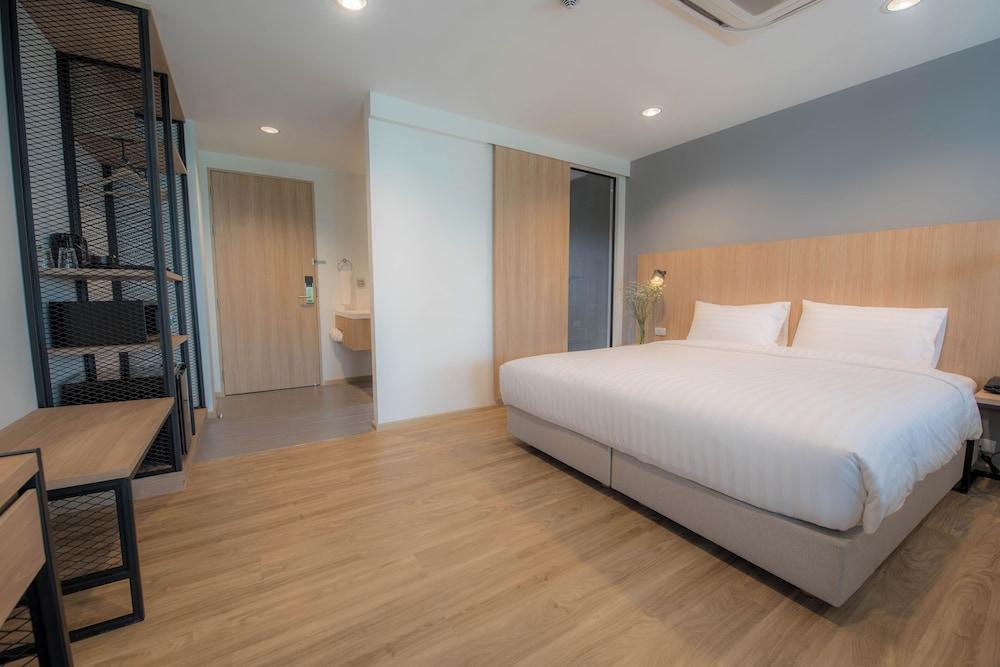Mii Hotel Srinakarin Room Type - Standard Room (Building A) Mii Hotel Srinakarin Room Type - Standard Room (Building A)