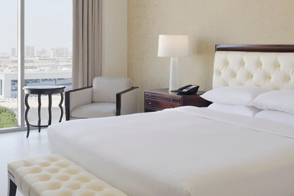 Delta Hotels by Marriott, Dubai Investment Park Room Type - Standard Room, 1 King Bed