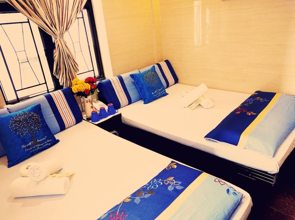 Germany Hostel Room Type - Deluxe Twin Room