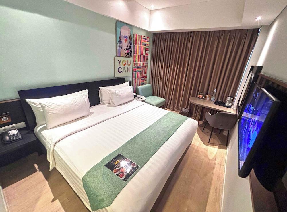 Brits Hotel Puri Indah Room Type - Standard Room
