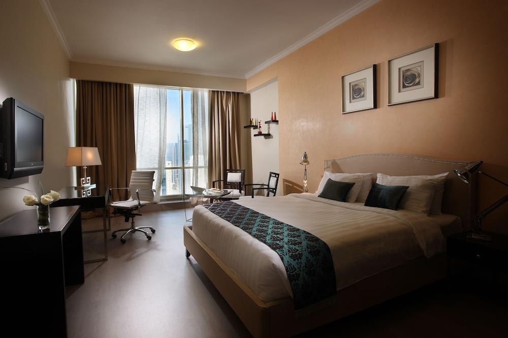 Ezdan Hotel - Tap to explore photos