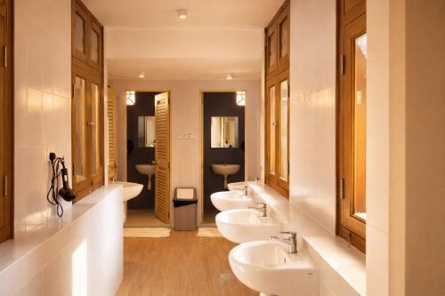 Wink @ Upper Cross Street - Hostel Room Type - Private Room (4 Single Pods)