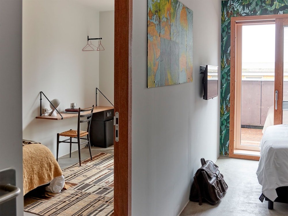 Q-Factory Hotel Room Type - Standard Triple Room, 2 Bedrooms, Balcony