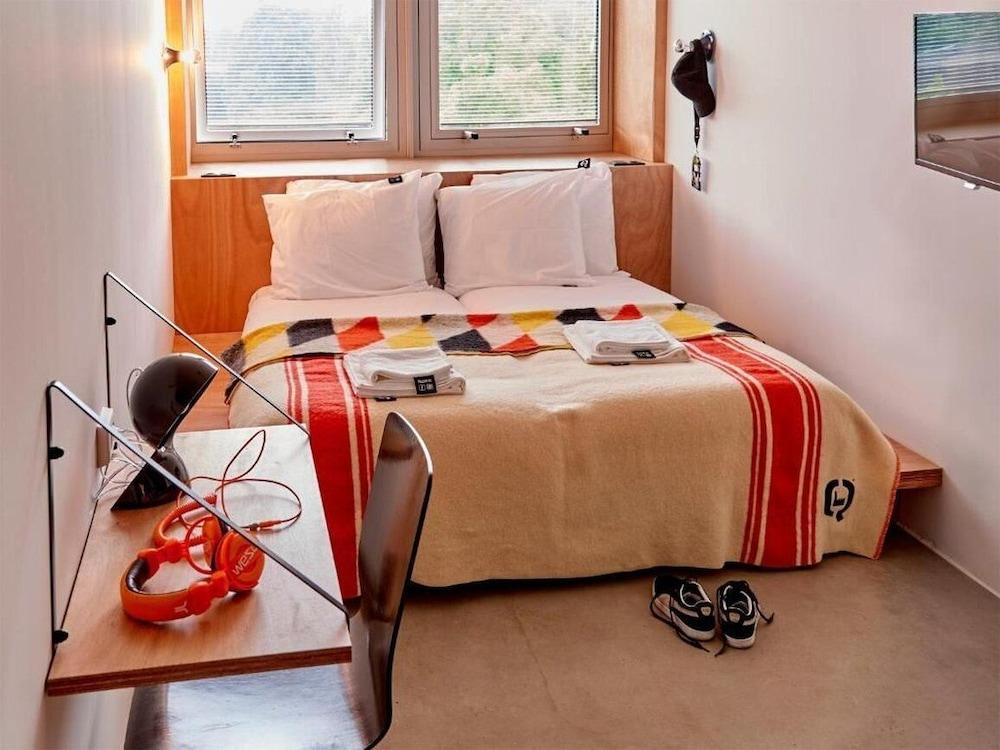 Q-Factory Hotel Room Type - Standard Twin Room, 2 Twin Beds