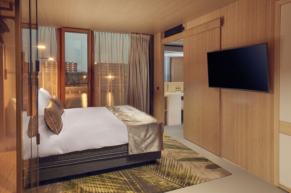 Hotel Jakarta Amsterdam Room Type - Suite
