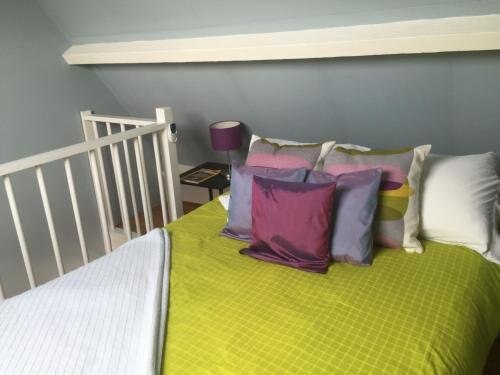 Blaine's: A B&B and private dining.... Room Type - Family Room with Terrace