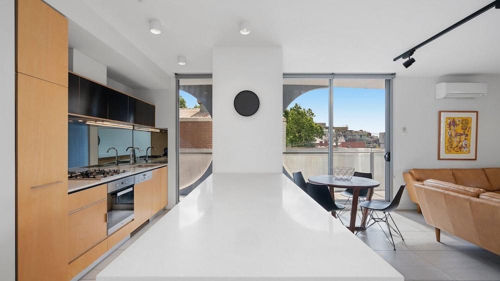 District Fitzroy Room Type - Deluxe Two Bedroom Apartment District Fitzroy Room Type - Deluxe Two Bedroom Apartment