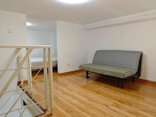 iFamily Apartment Xinjinqiao Branch - Tap to explore photos