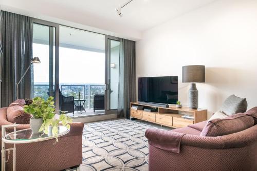 Boutique Stays - The Fawkner - Tap to explore photos