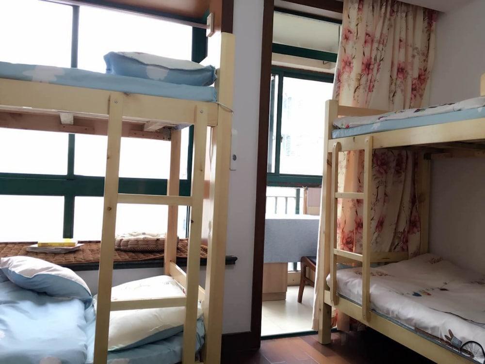 Shanghai Sky168 Youth Hostel Room Type - Bed in 8-Bed Female Dormitory