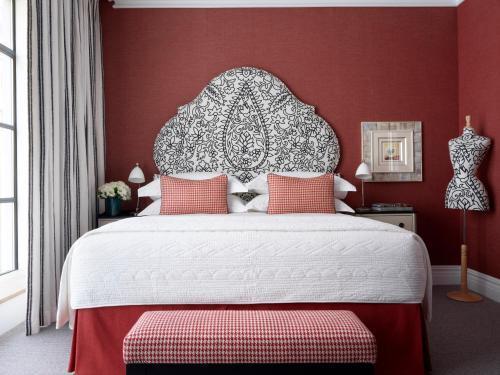 The Whitby Hotel Room Type - Luxury Room