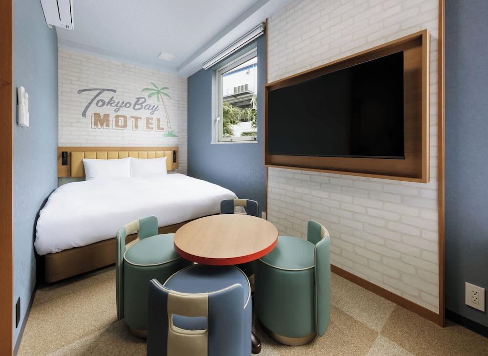 CVS Bay Hotel Room Type - Renovated in March 2025 [Non Smoking] -MOTEL- Concept Twin Room / Bay Hotel Building