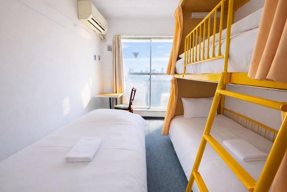 Sakura Hotel Nippori Room Type - Western Style Room with Shared Bathroom (3 Persons) Sakura Hotel Nippori Room Type - Western Style Room with Shared Bathroom (3 Persons)