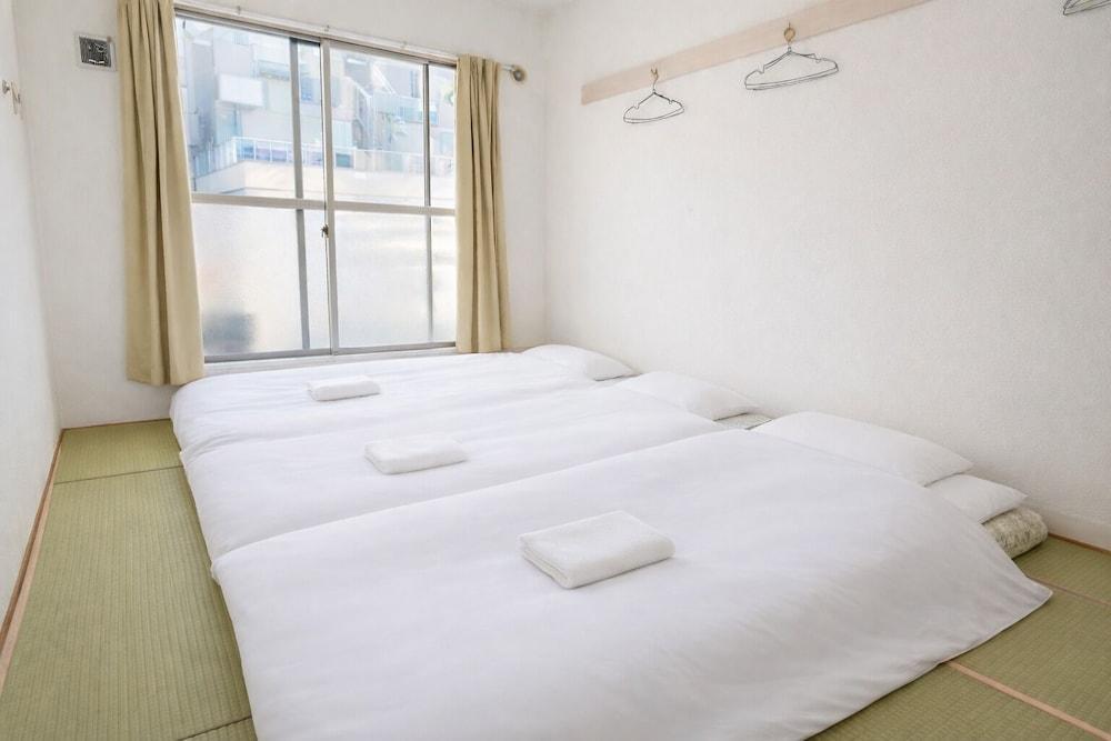 Sakura Hotel Nippori Room Type - Japanese Style Room with Shared Bathroom (3 Persons) Sakura Hotel Nippori Room Type - Japanese Style Room with Shared Bathroom (3 Persons)