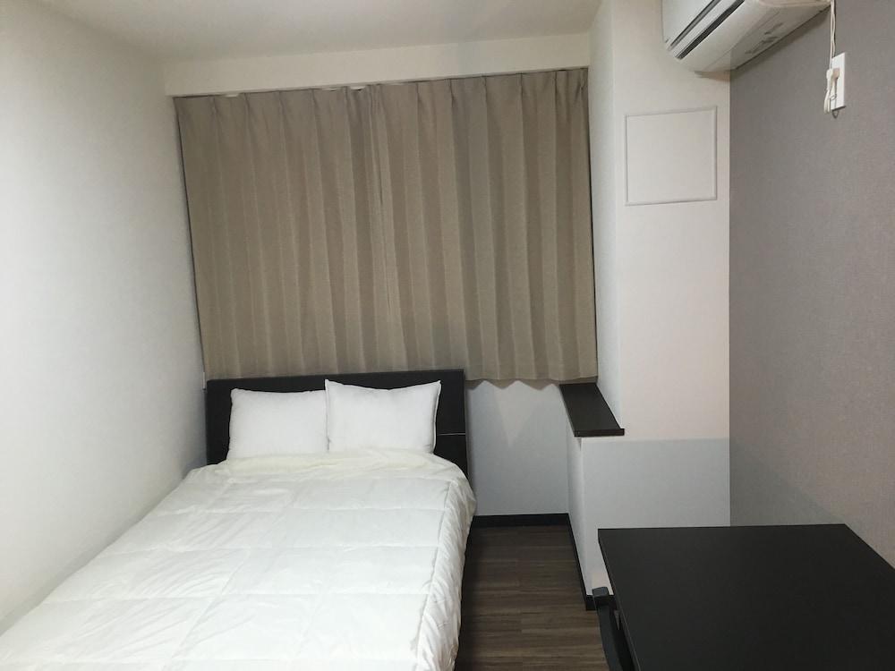 Times Inn Room Type - Economy Double Room Shared Bathroom 2F