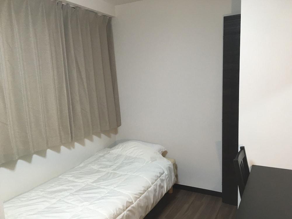 Times Inn Room Type - Standard Twin Room Shared Bathroom 2F