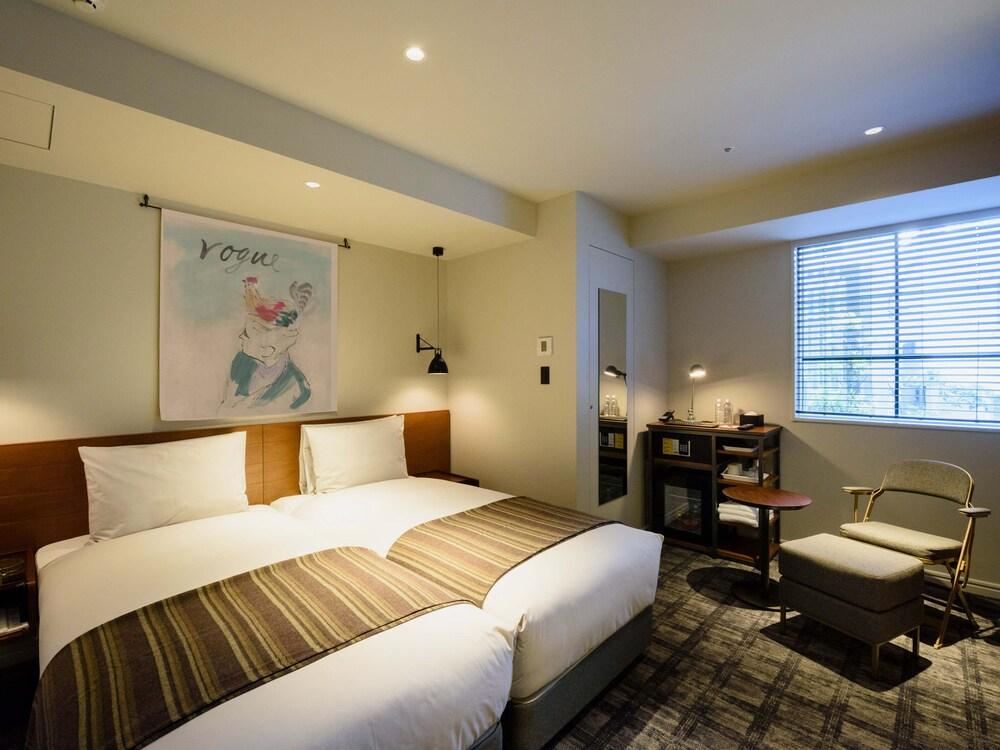 Ebisuholic Hotel Room Type - Universal Twin