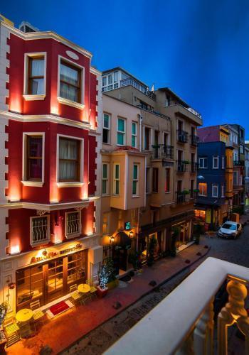 Amofta Hotel Taksim - Tap to explore photos