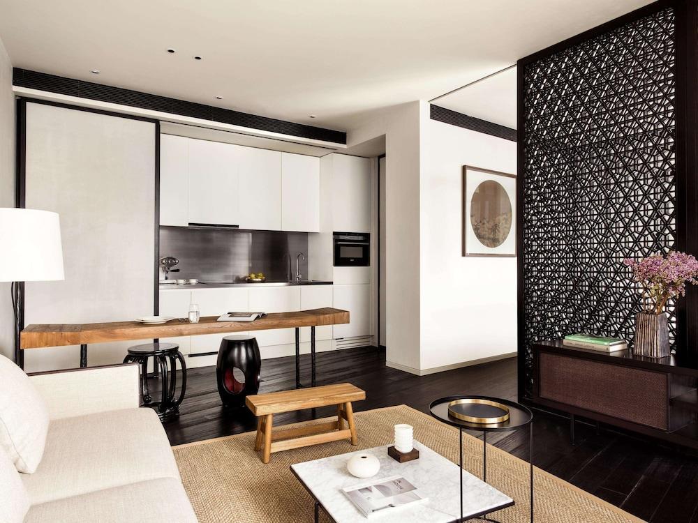 Upper House Shanghai Room Type - Apartment (80)