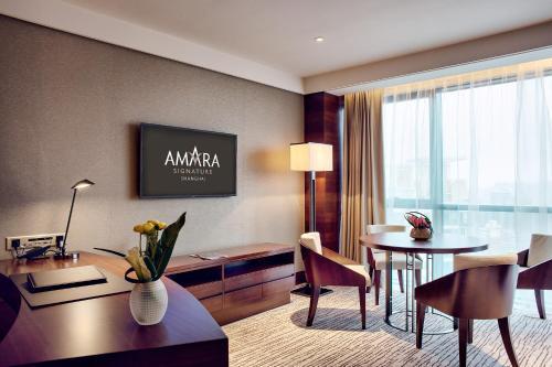 Amara Shanghai Room Type - Amara Deluxe Suite