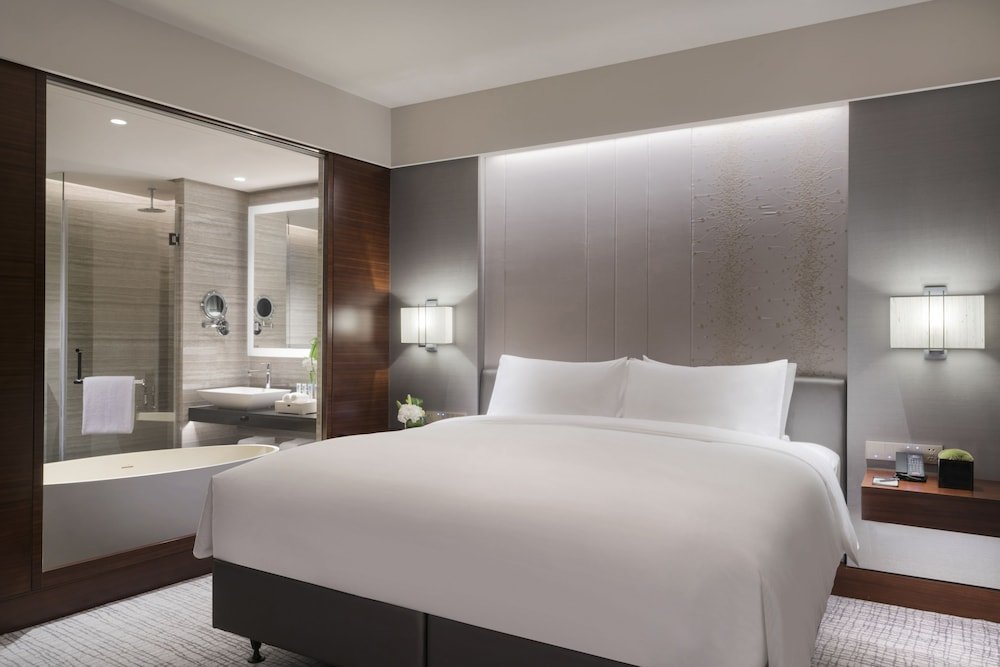Amara Shanghai Room Type - Club Deluxe King Room