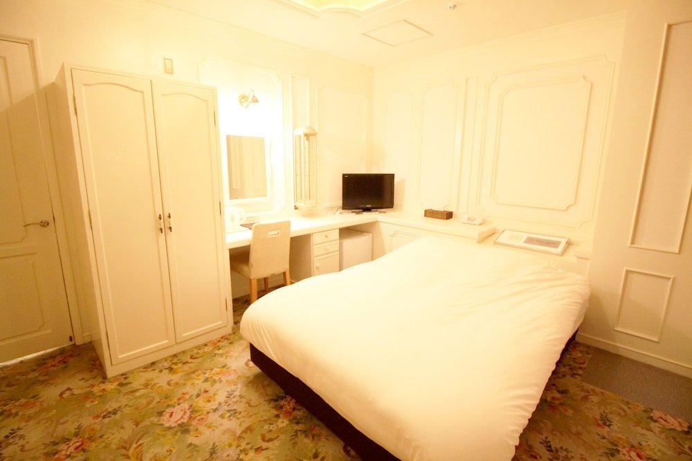 Royal Hotel Shinokubo Room Type - Double Room, Non Smoking