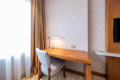 Clarion Hotel Istanbul Mahmutbey - Tap to explore photos