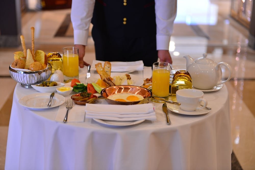 Clarion Hotel Istanbul Mahmutbey - Tap to explore photos