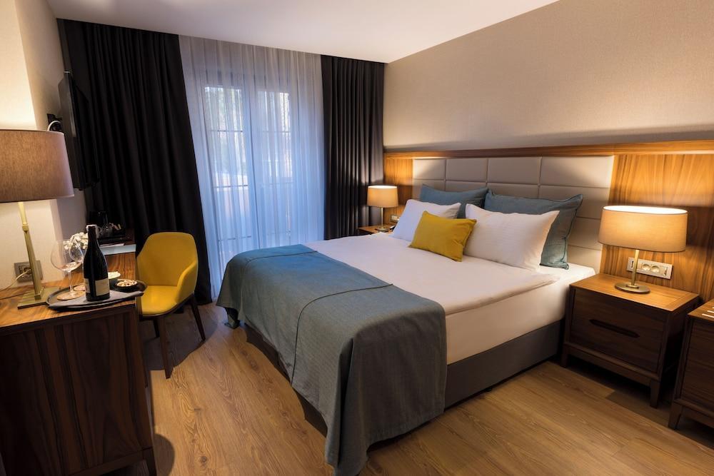 Endless Art Hotel Room Type - Standard Double or Twin Room Endless Art Hotel Room Type - Standard Double or Twin Room