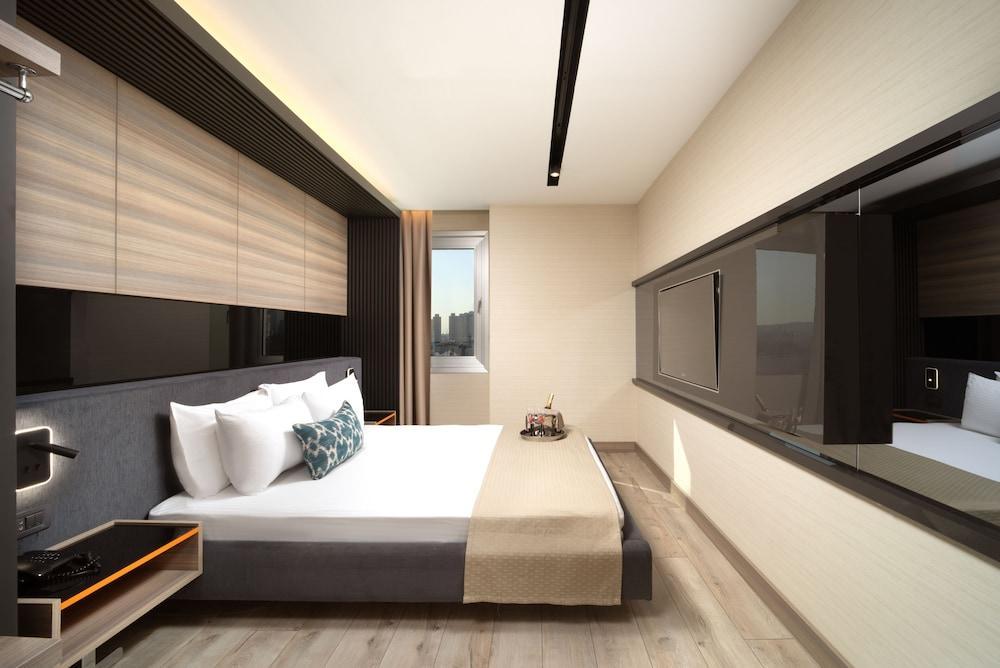 Nish Palace Exclusive Suites Room Type - Deluxe Suite, Kitchen Nish Palace Exclusive Suites Room Type - Deluxe Suite, Kitchen