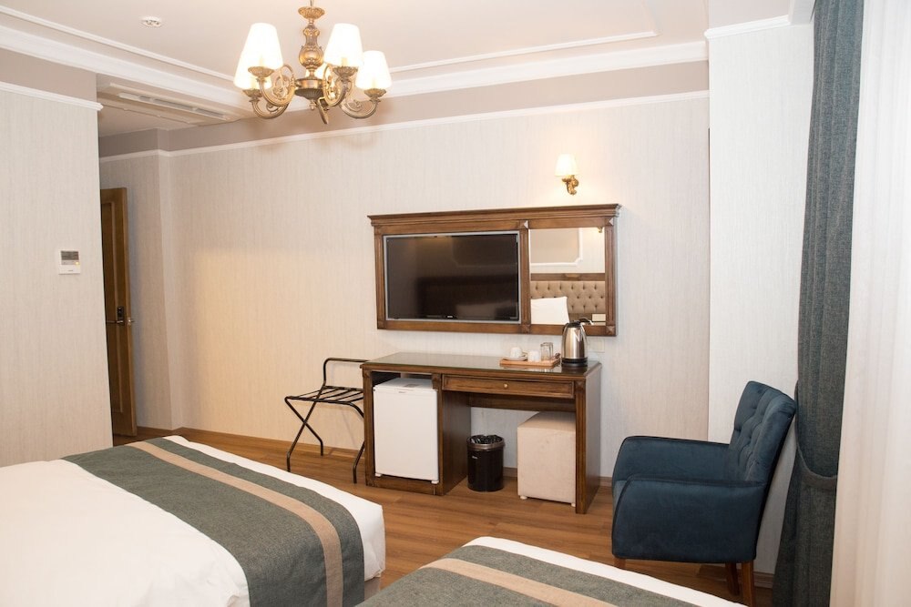 Ahmet Efendi Konagi Istanbul Hotel Price Address Reviews