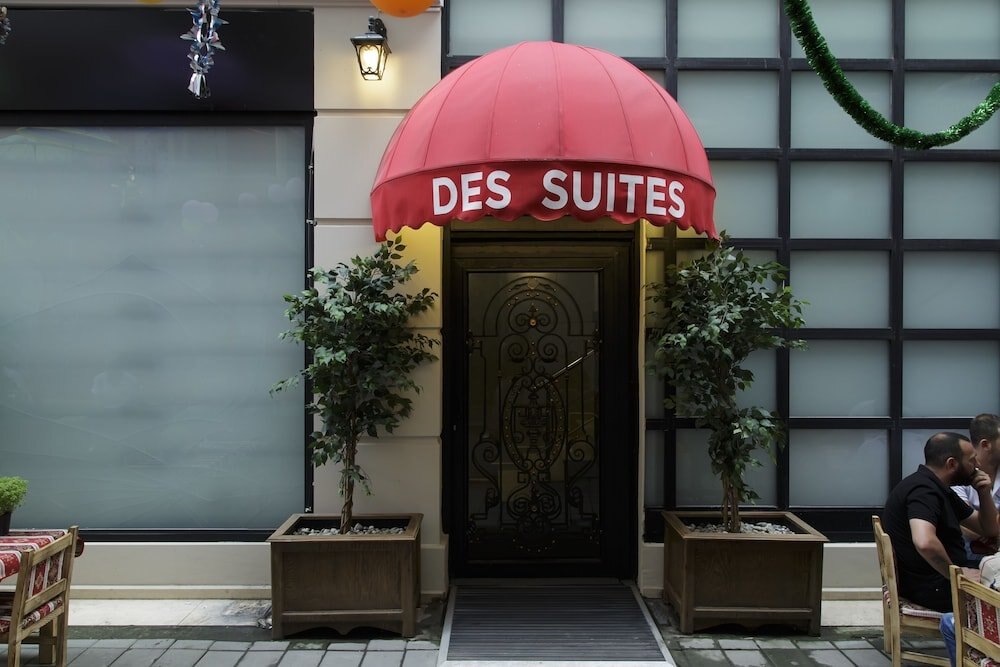 Des Suites Hotel - Tap to explore photos