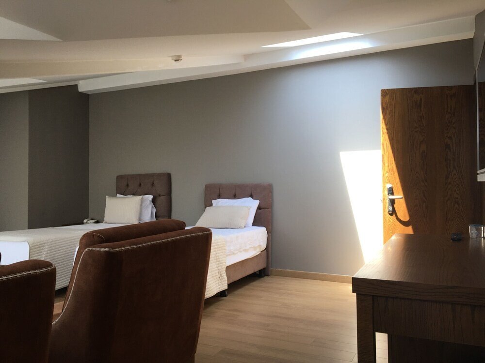 The Elegant Hotel Room Type - Family Loft, Terrace