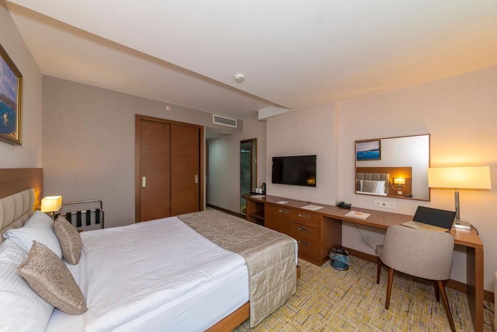 Land Park Hotel Room Type - Standard Double Room