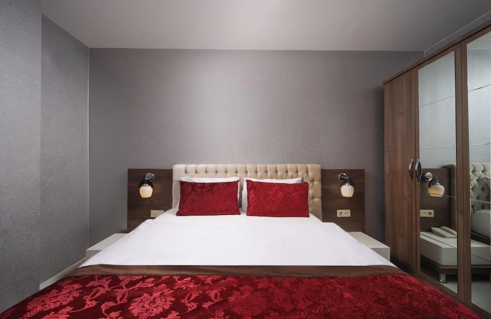 Golf Royal İstanbul Residence Room Type - Eco Room
