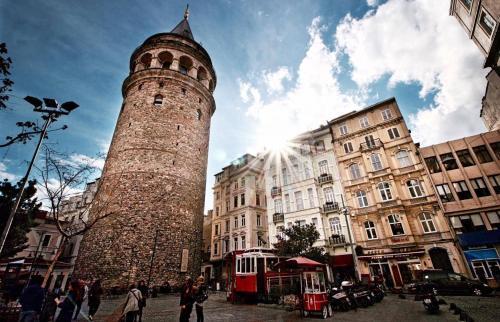 Vita Suites Karakoy - Tap to explore photos