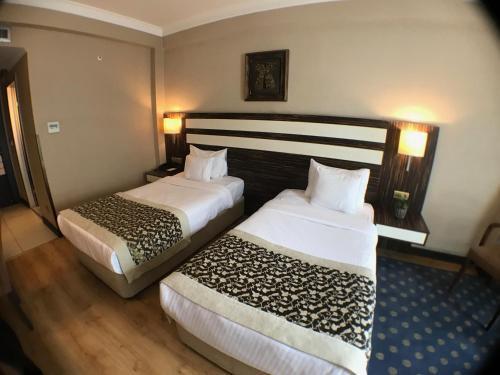 Akgun Hotel Beyazit Room Type - Standard Double or Twin Room Akgun Hotel Beyazit Room Type - Standard Double or Twin Room