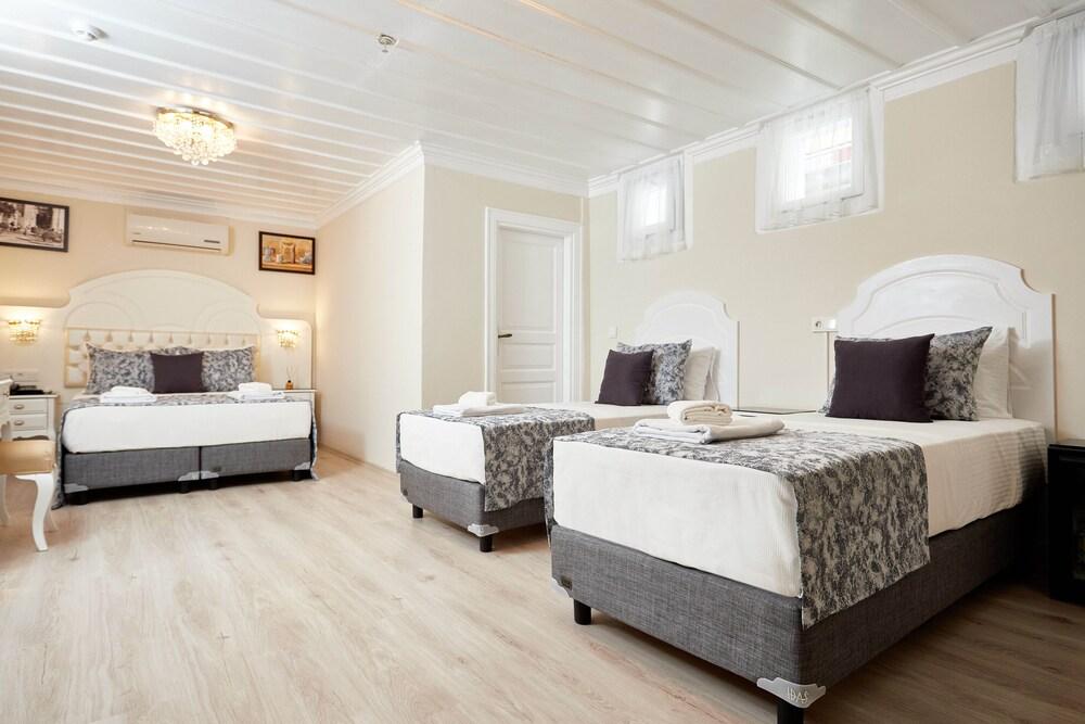 Mataraci Konak Room Type - Economy Quadruple Basement Room Mataraci Konak Room Type - Economy Quadruple Basement Room