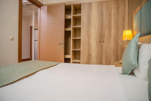 Mari Suites Hotel Room Type - Deluxe Triple Room Mari Suites Hotel Room Type - Deluxe Triple Room