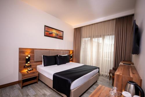 Mari Suites Hotel - Tap to explore photos