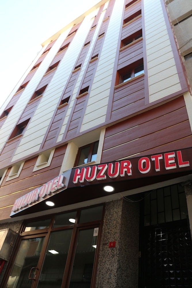 Beyoglu Huzur Hotel - Tap to explore photos