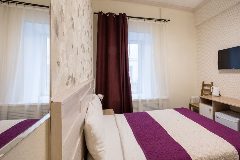 Hotel Begemot Mayakovskaya - Tap to explore photos