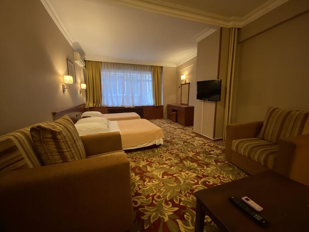 Hotel Monopol Room Type - Suite Hotel Monopol Room Type - Suite