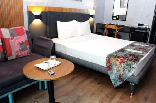 Istanbull Fair Hotel Room Type - Deluxe Double or Twin Room