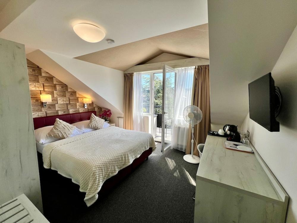 Grand Petit Hotel Room Type - Superior Double Room, Balcony, Garden View