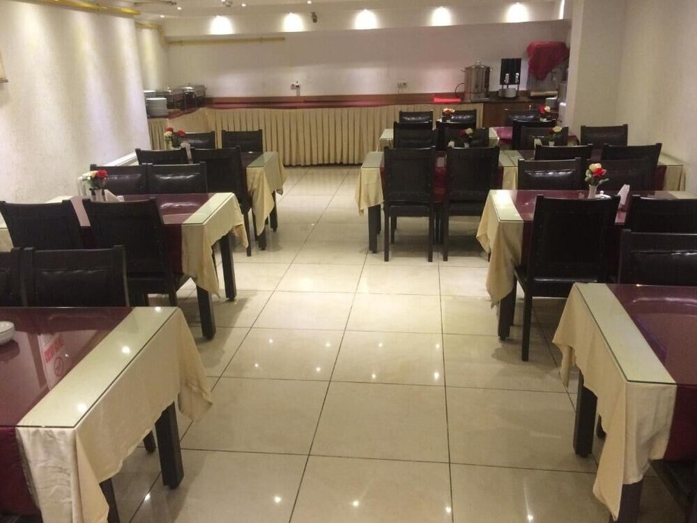 Red White Hotel Istanbul Price Address Reviews